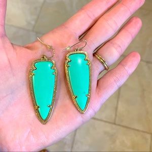 Kendra Scott small sky arrow earrings in aqua